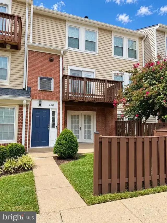 4049 Chetham Way, Woodbridge