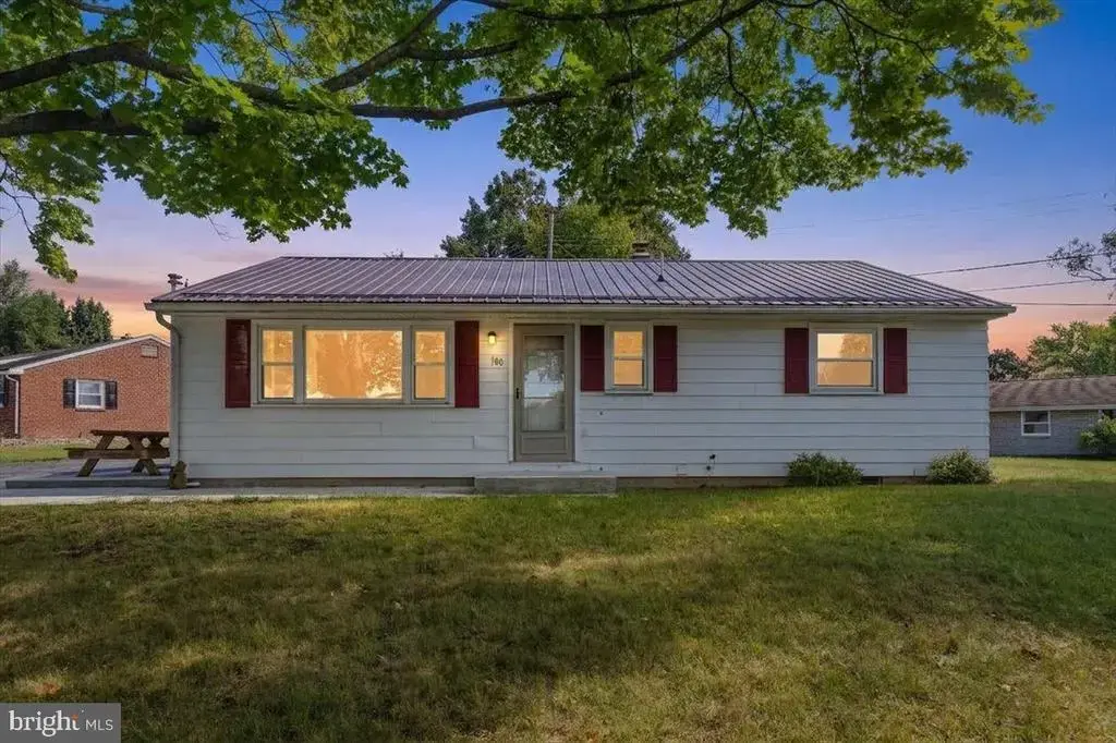 100 Walton Ave, CARLISLE