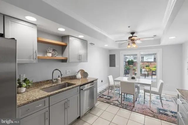 1104 S Curley St, Baltimore