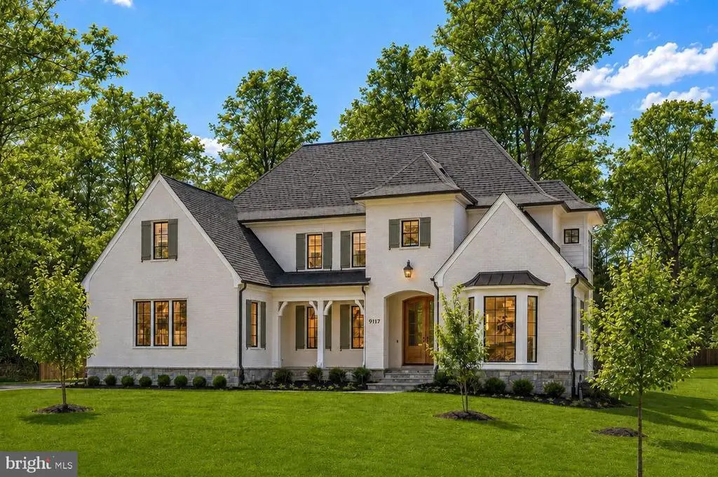 9115 Redwood Ave, BETHESDA