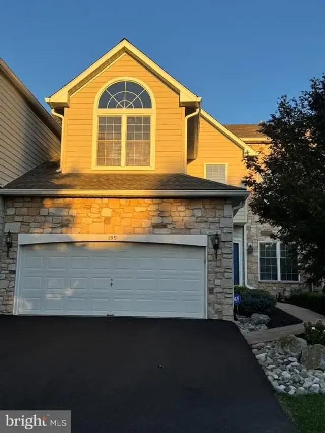 199 Birkdale Dr, Blue Bell