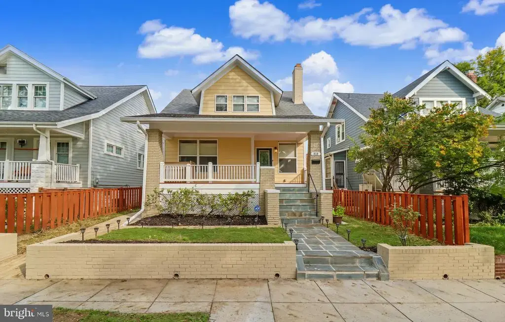 829 Whittier Pl Nw, WASHINGTON