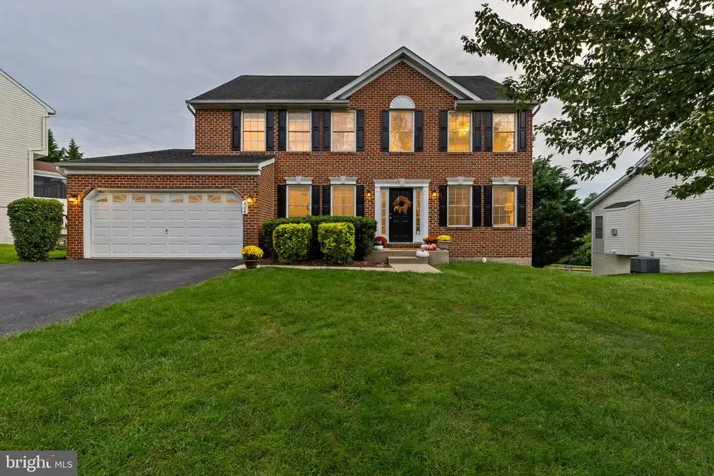 404 Bridlewreath Way, MT AIRY