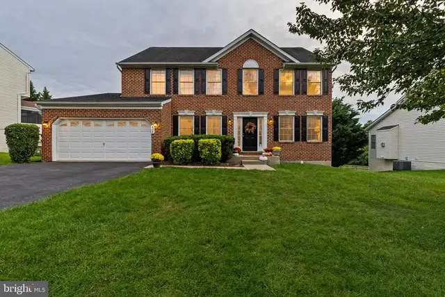 404 Bridlewreath Way, Mt Airy
