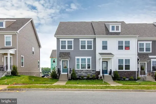 2009 Twisted Oak Pl, Hanover