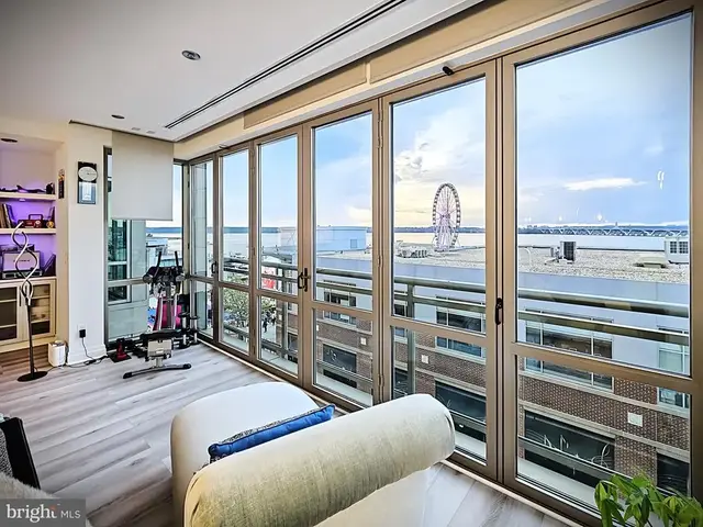 139 Waterfront St #306, Oxon Hill