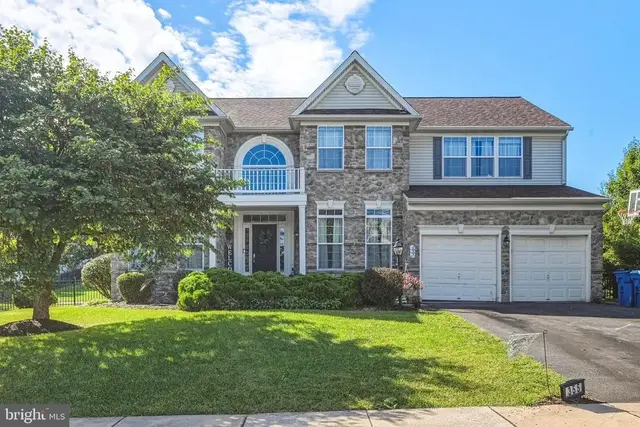 355 Greenfield St, Manchester