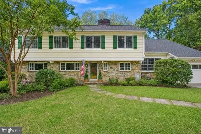3202 Juniper Ln, Falls Church