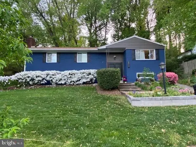 1219 Downs Dr, Silver Spring