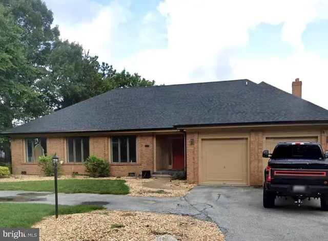 11530 Magnolia Ct, Issue