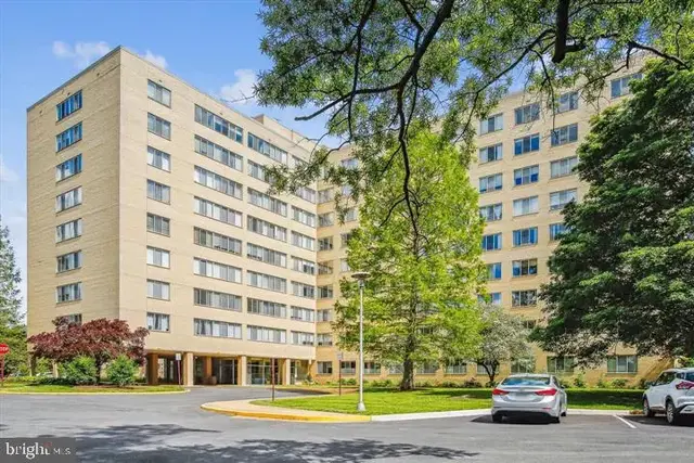 6641 E Wakefield Dr #310, Alexandria