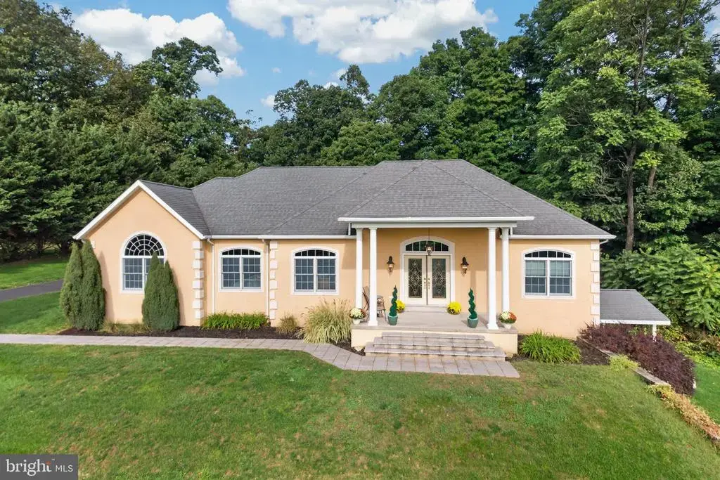 26 Kristine Ave, BOYERTOWN