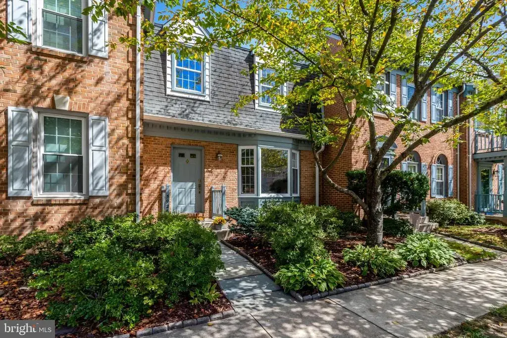 5928 Wescott Hills Way, ALEXANDRIA