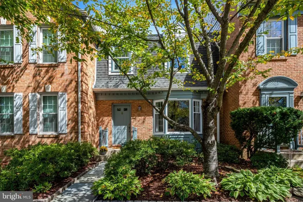 5928 Wescott Hills Way, ALEXANDRIA