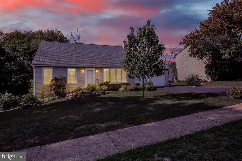 4674 Pheasant Run N, READING