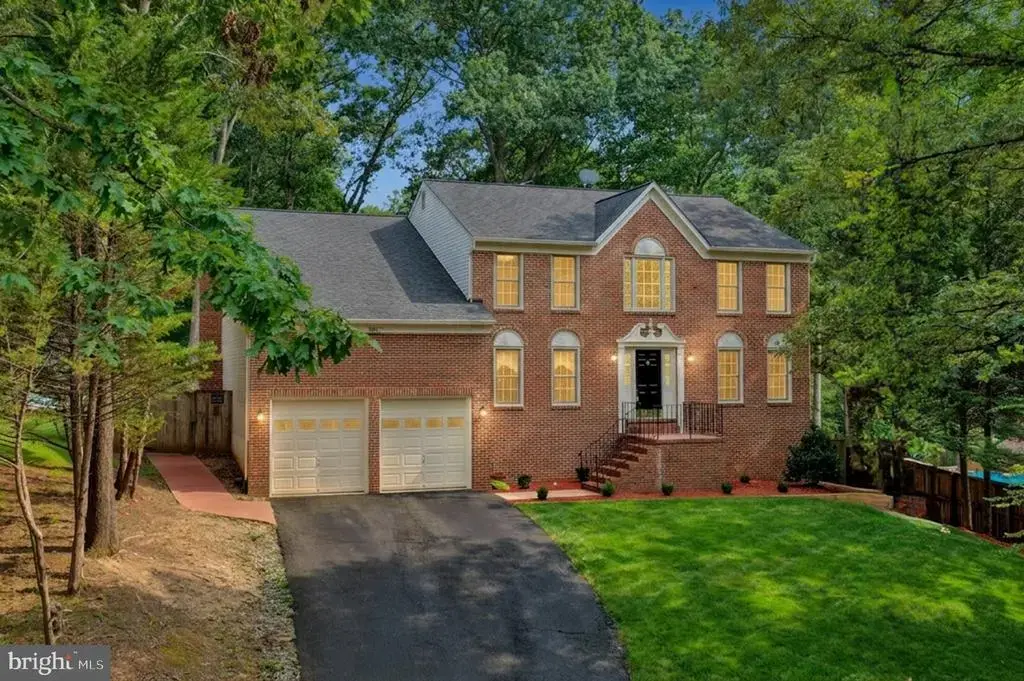 2011 Victoria Dr, STAFFORD