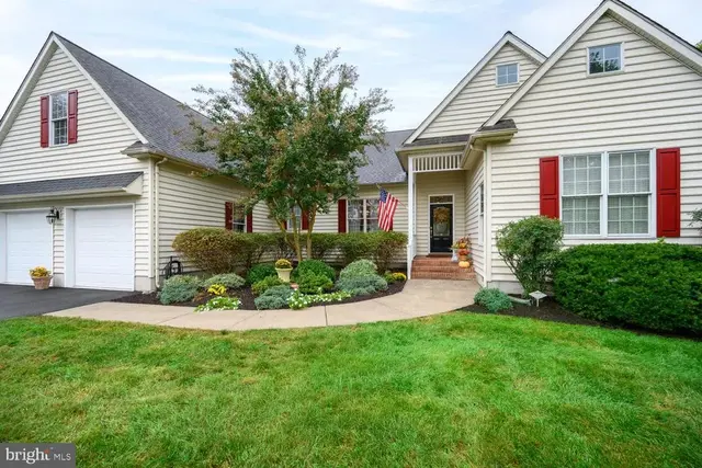 28597 Clubhouse Dr, Easton