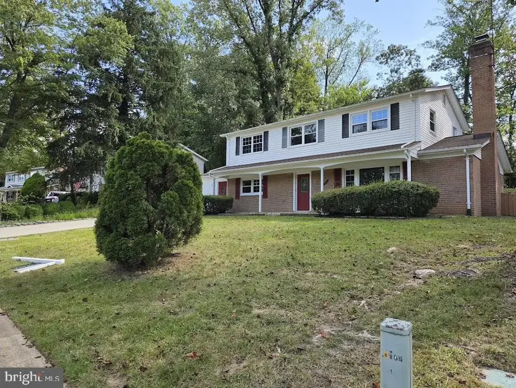 6703 Huntsman Blvd, SPRINGFIELD