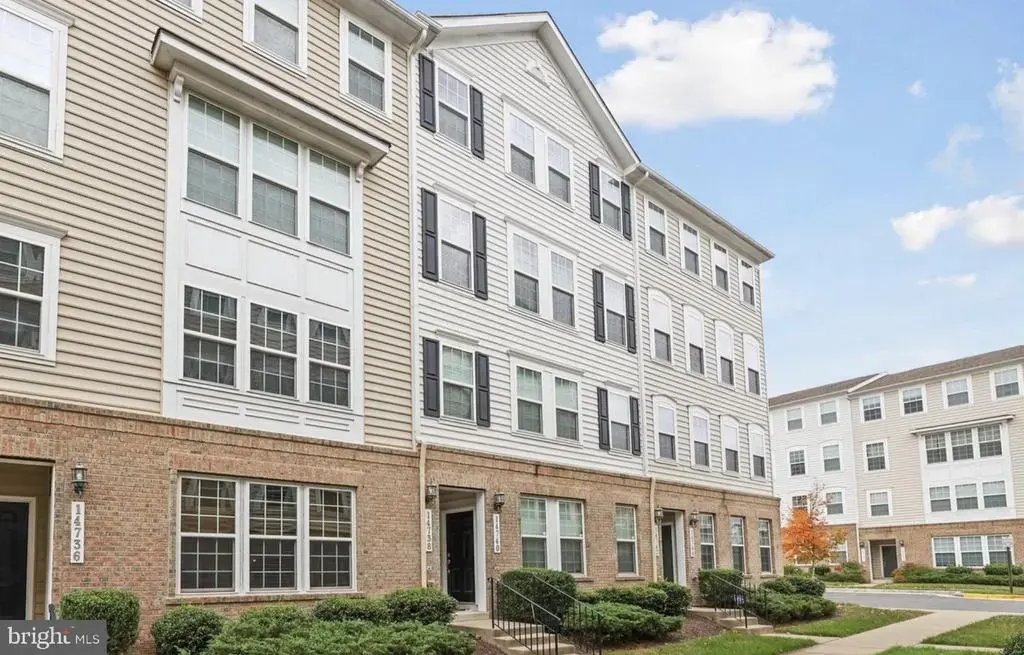 14738 Mason Creek Cir #29, WOODBRIDGE
