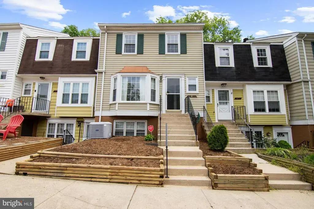 1467 Chatham Ct, CROFTON