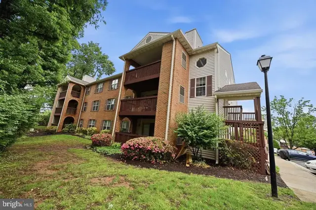 8909 Sugarwood Ln #8909, Manassas