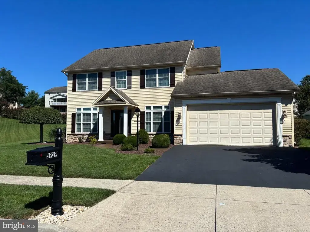 3929 Trayer Ln, MECHANICSBURG