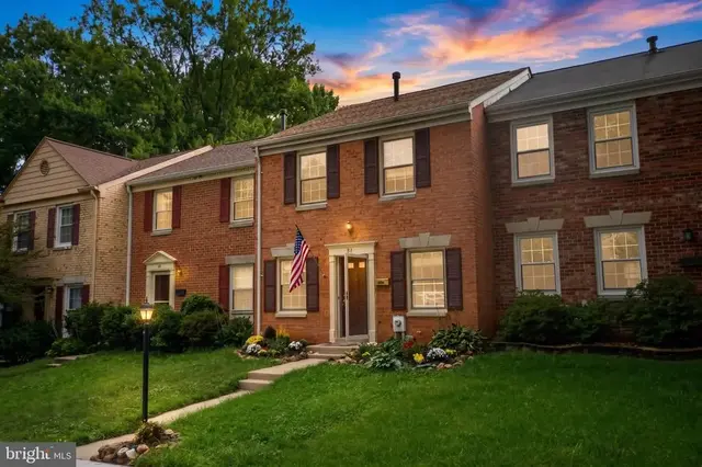 27 Midline Ct, Gaithersburg