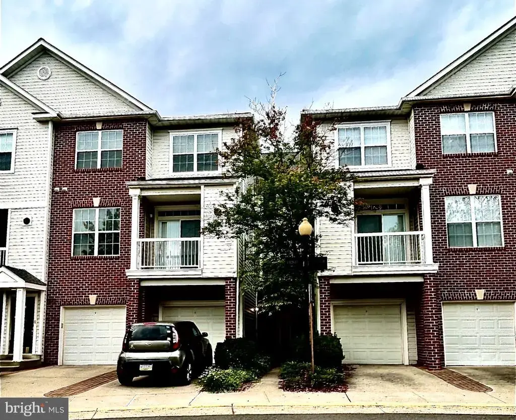 13120 Marcey Creek Rd #13120, HERNDON
