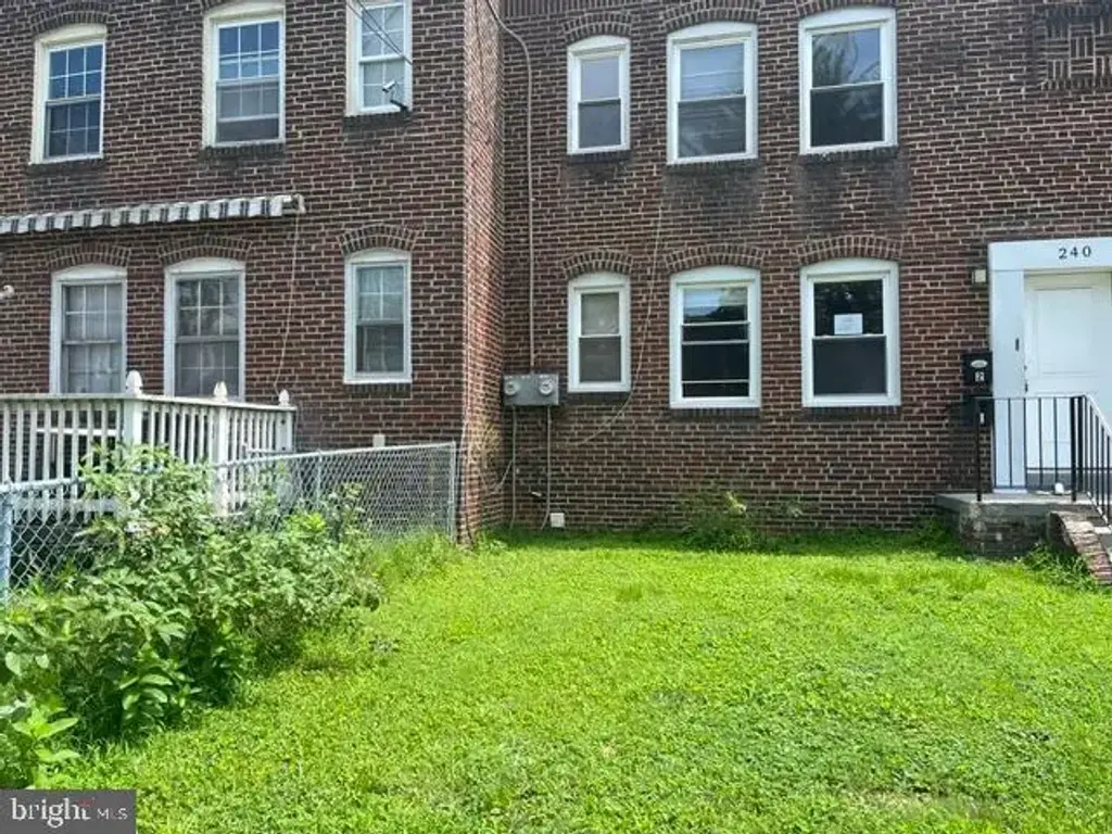240 Wilmont Ave, CAMDEN