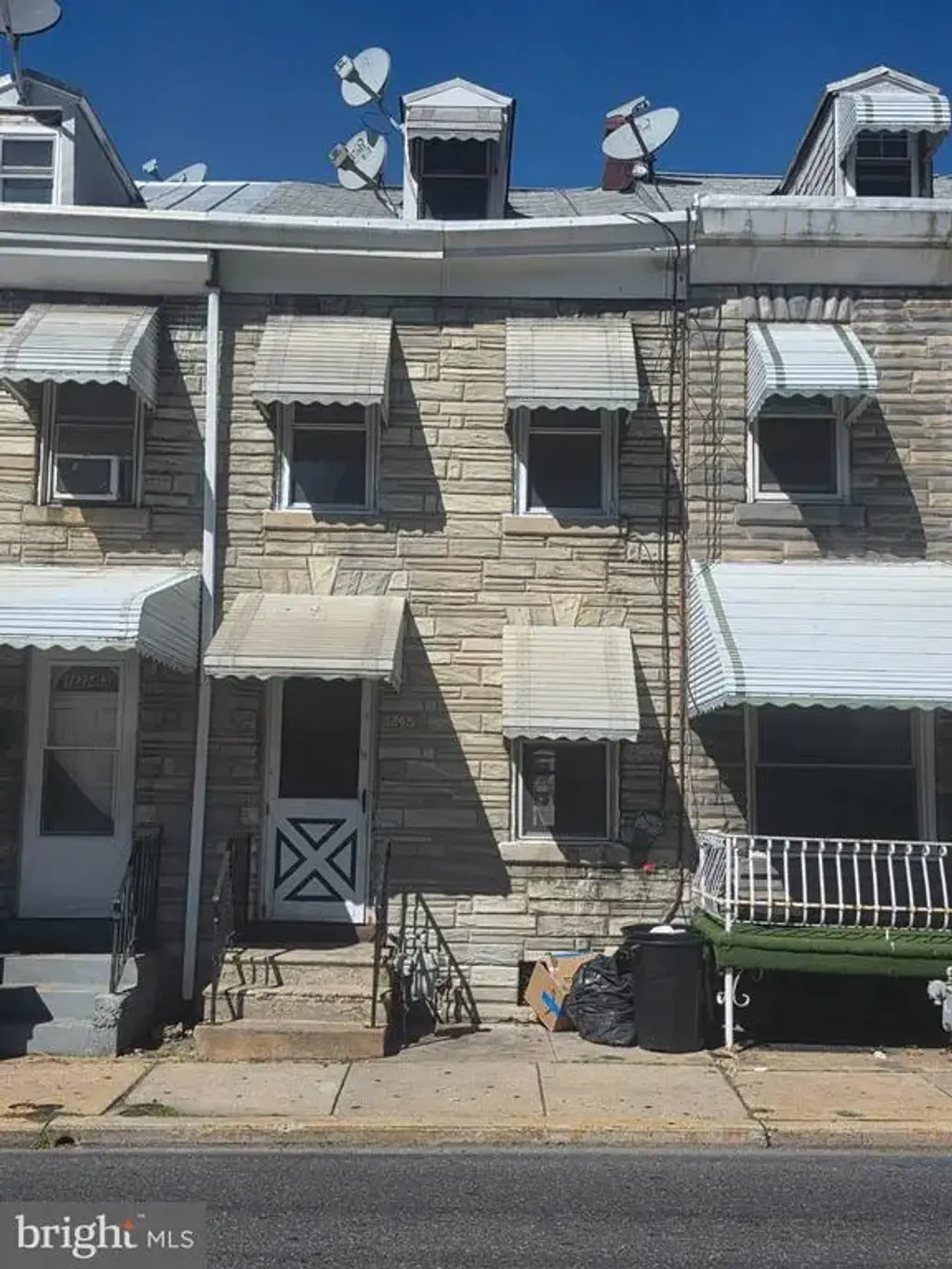 1245 Cotton St, READING