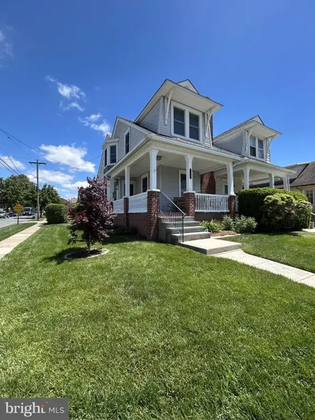 2131 Darby Rd, Havertown