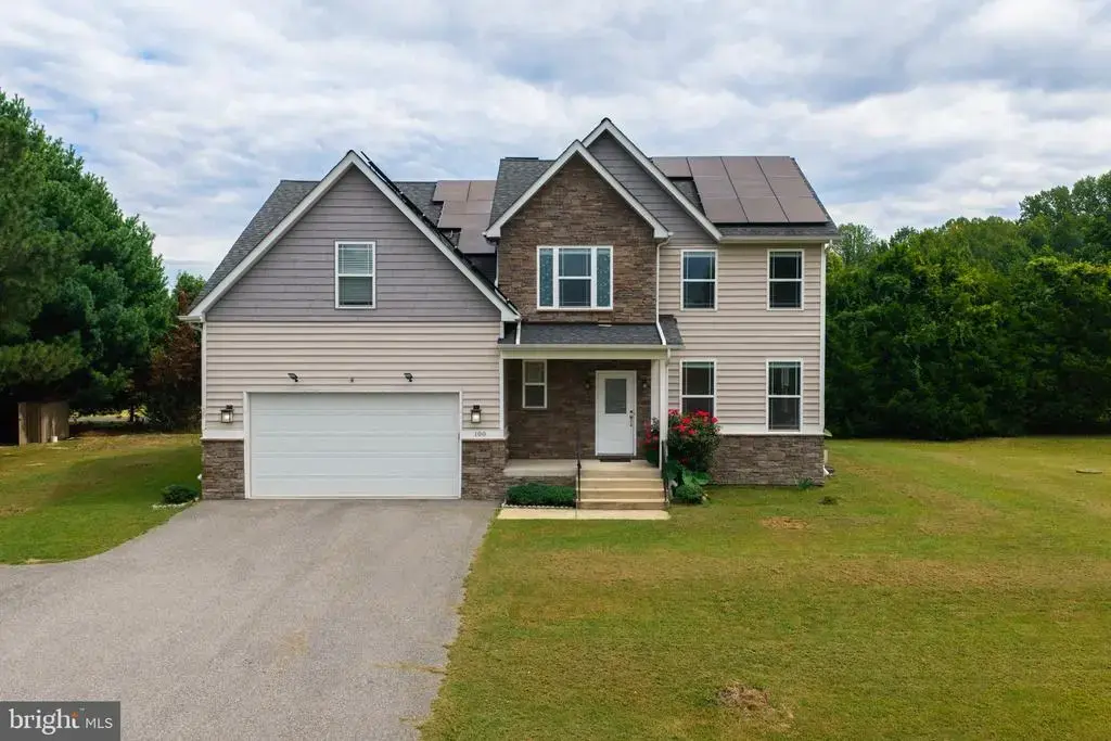 100 Finch Dr, PRINCE FREDERICK