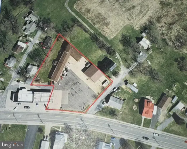 208 W Main St, Stanley