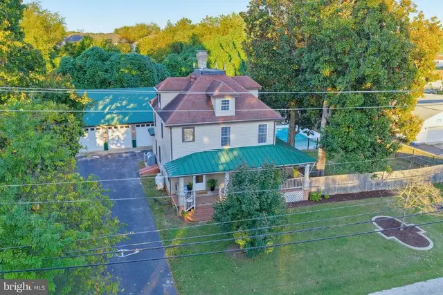 701 North St, Milford