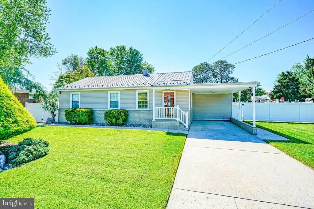 21 Georgia Rd, PENNSVILLE