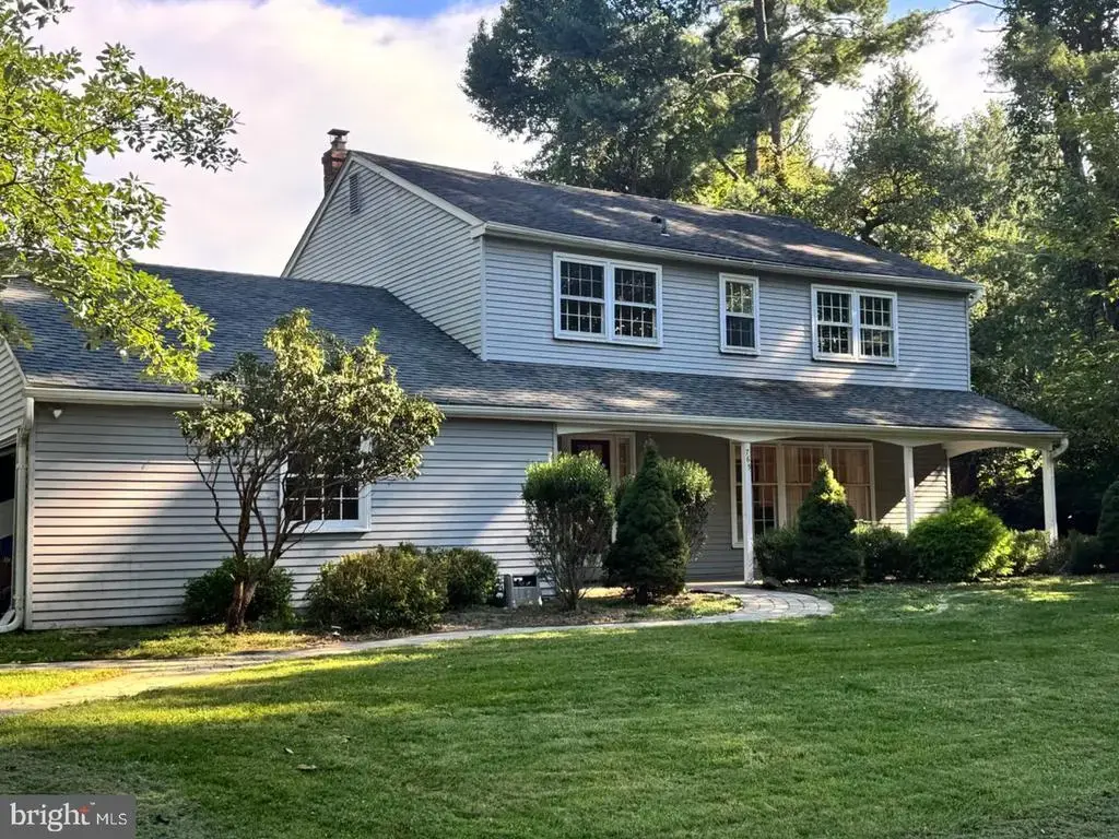 765 Farnum Rd, MEDIA