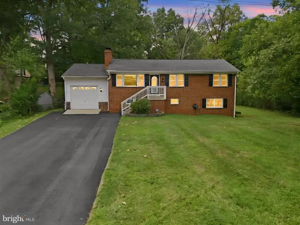 8411 Leland Rd, MANASSAS