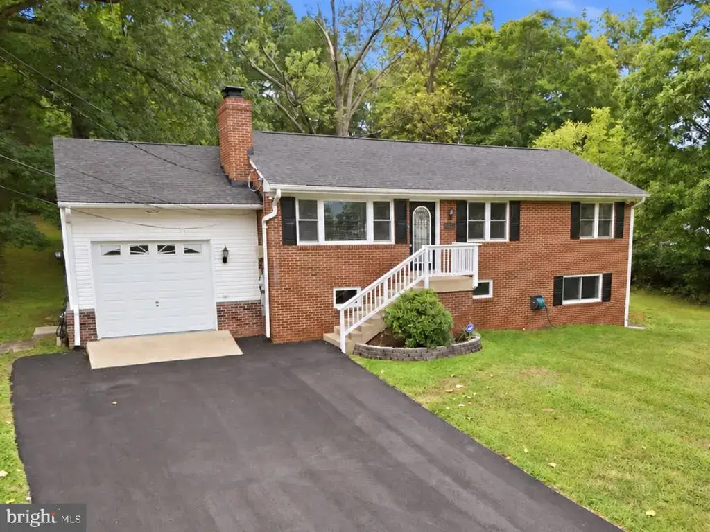 8411 Leland Rd, MANASSAS