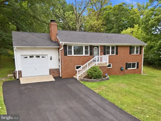 8411 Leland Rd, Manassas