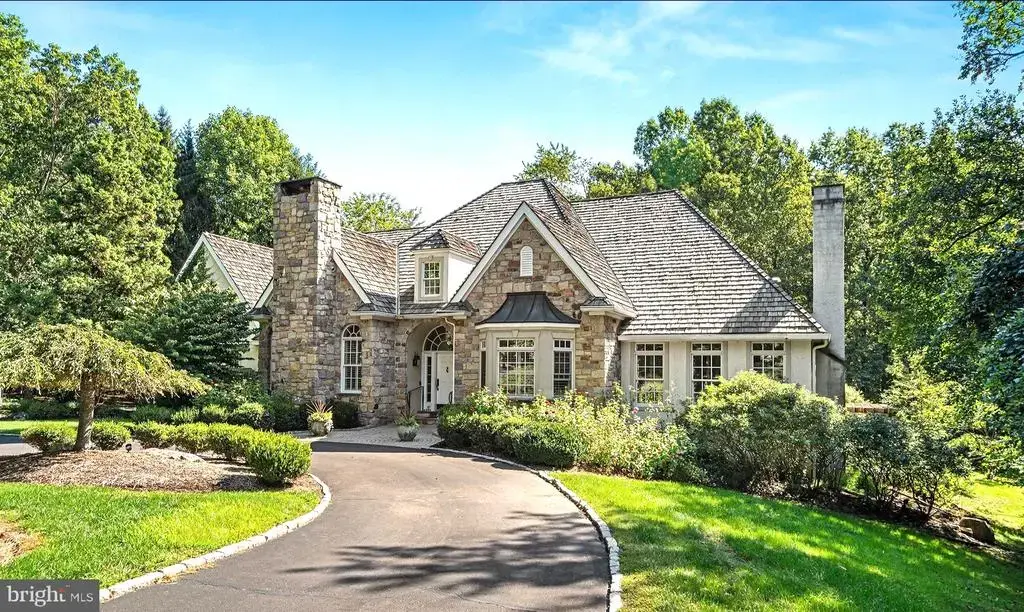 5 Mercer Gate Dr, DOYLESTOWN