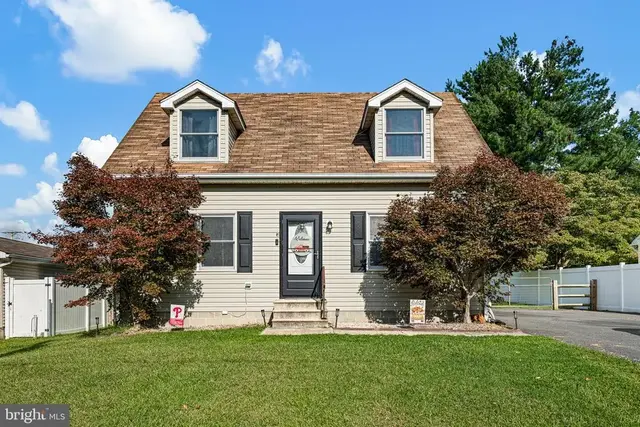 836 W Mount Vernon St, Smyrna