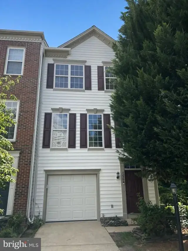 5270 Kestrel Crossing Dr, Alexandria