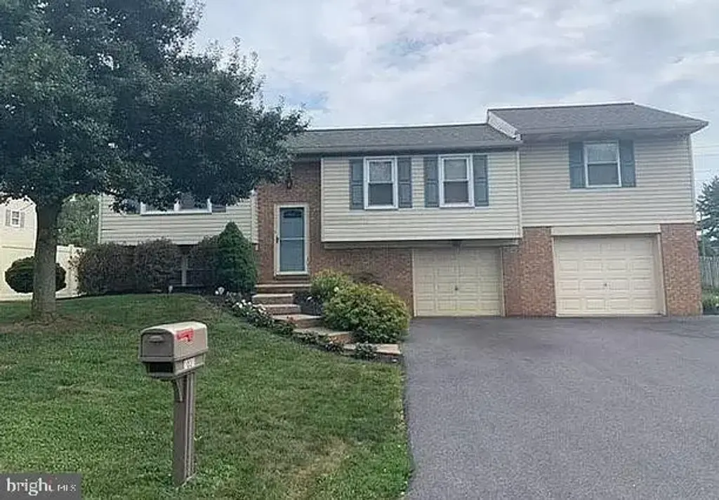 1031 Stellar Dr, MOUNT JOY