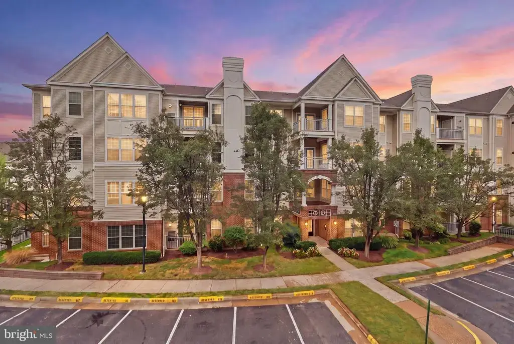 3009 Nicosh Cir #4306, FALLS CHURCH
