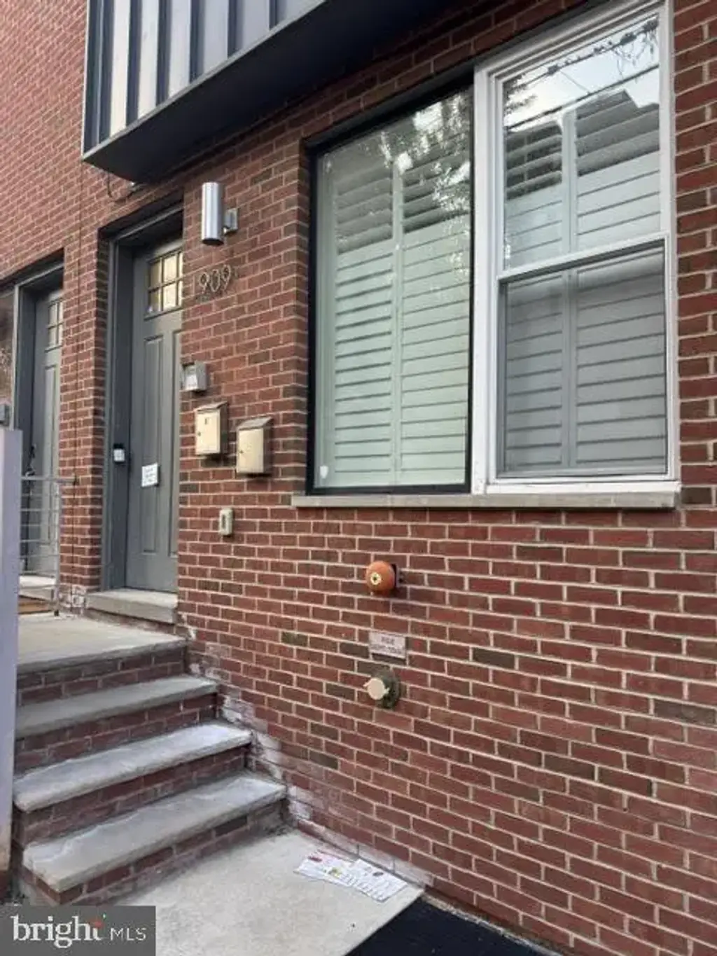 1909 E Hagert St #1, PHILADELPHIA