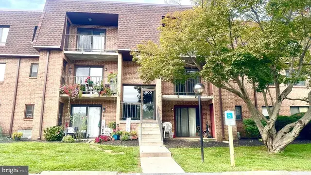 514 Valley Dr #514, West Chester