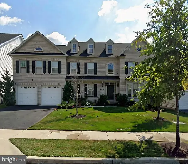 23203 British Manor Dr, Clarksburg