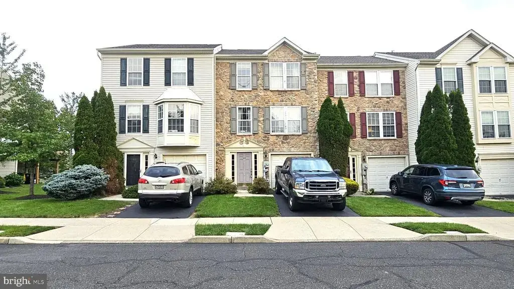410 Terrace Dr, QUAKERTOWN