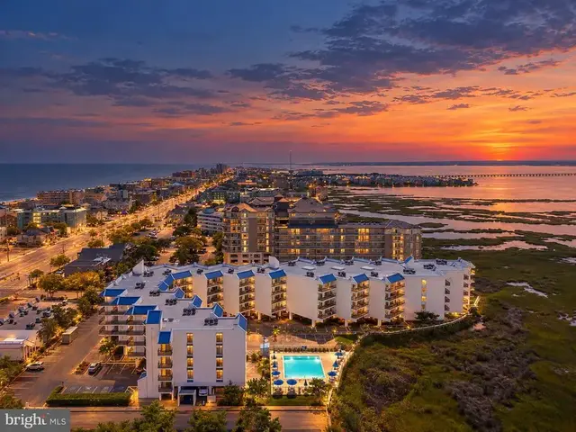 110 81st St #414, Ocean City