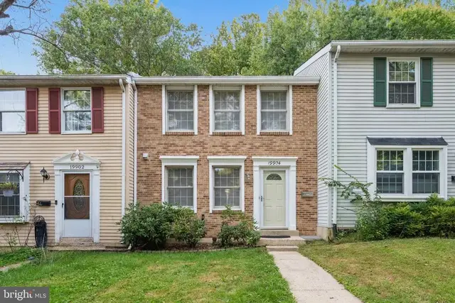 19904 Buhrstone Dr, Gaithersburg